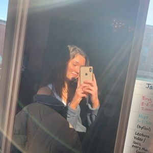 Meet your Posher, Kendra